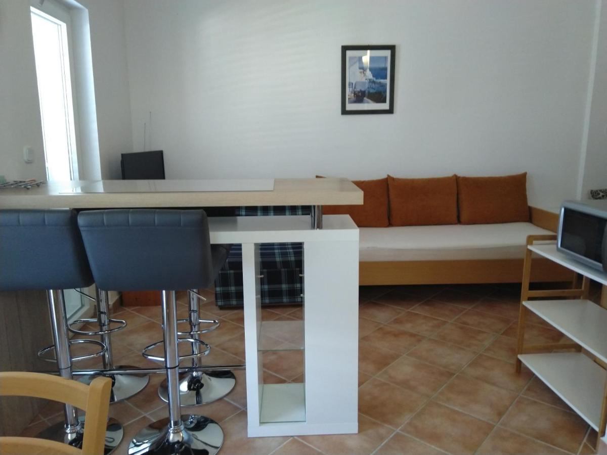 Apartment Edina Pag باغ المظهر الخارجي الصورة