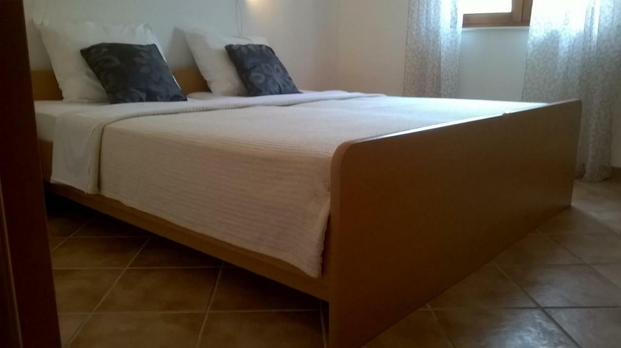 Apartment Edina Pag باغ المظهر الخارجي الصورة